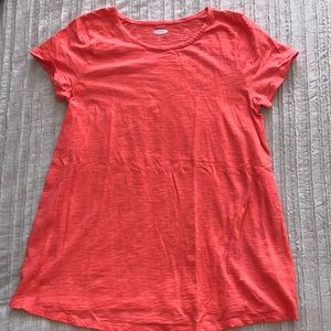 Old Navy Maternity Relaxed Short Sleeve T-Shirt—Size Large